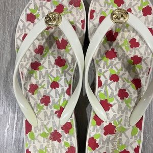 Micheal kors floral sandal size 9
